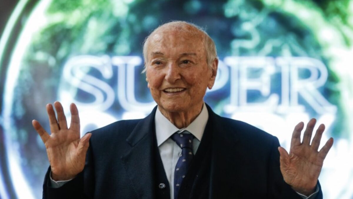 Piero Angela, addio allo storico divulgatore scientifico: aveva 93 anni