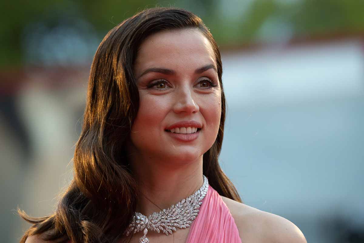 A Venezia arriva Marilyn Monroe. Ops… è Ana de Armas