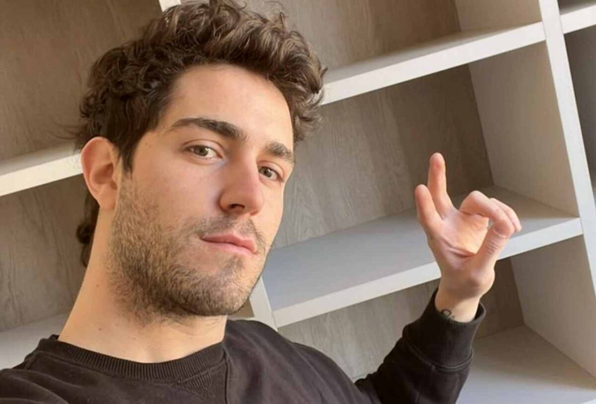 Tommaso Zorzi dimentica Stanzani: ha già baciato un altro