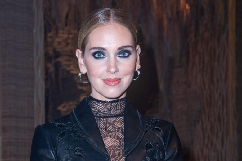 copia Chiara Ferragni: la tuta di Saint Laurent è il trend di stagione