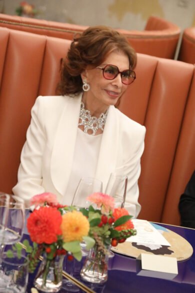 Sophia Loren inaugura il ristorante a lei dedicato (foto uff.stampa)