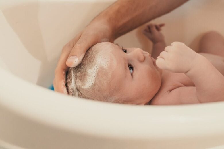 come lavare i capelli dei bambini