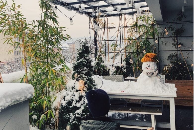 Come proteggere i mobili da giardino in inverno