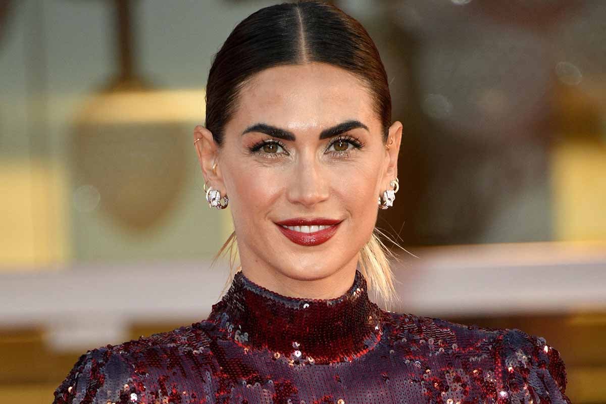 Per Melissa Satta l’autunno è total denim