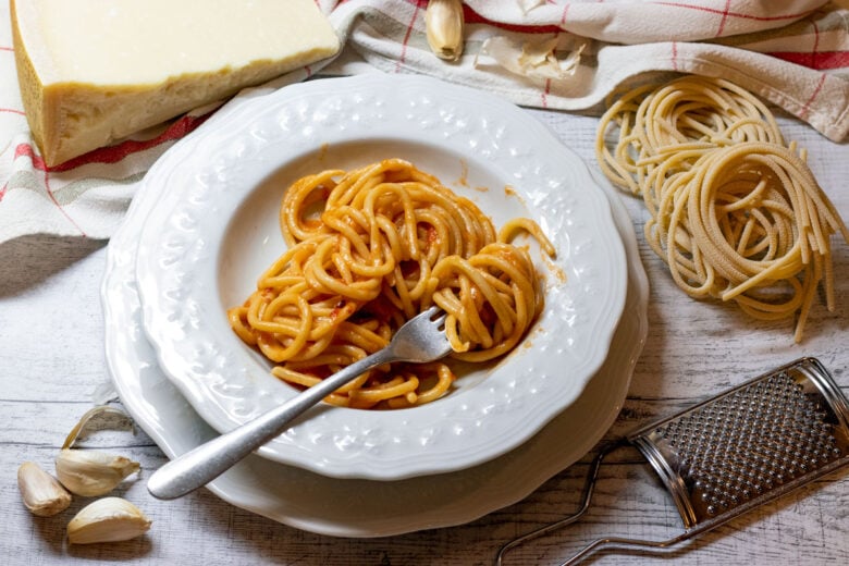Pici all'aglione ricetta toscana