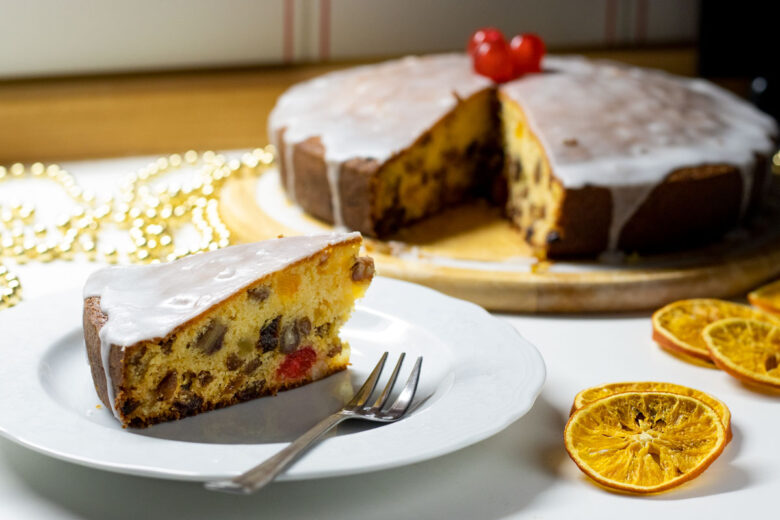 Cake di Natale con frutta candita e disidratata