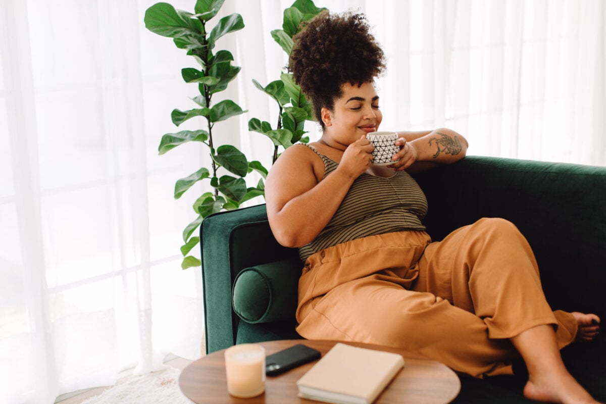 Come creare una zona relax in un soggiorno ampio