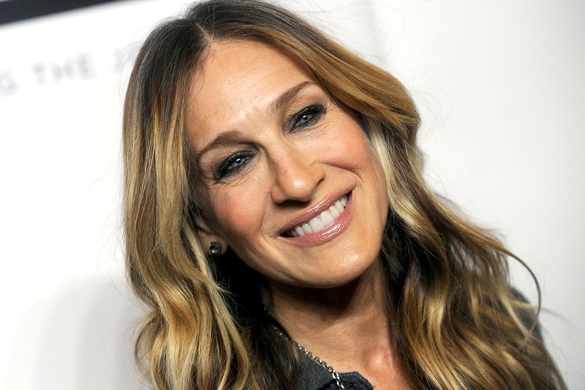 Asta record per il newspaper dress di Carrie Bradshaw