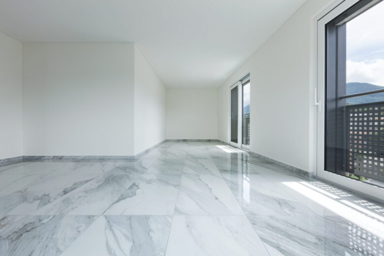 Come pulire il pavimento in graniglia di marmo