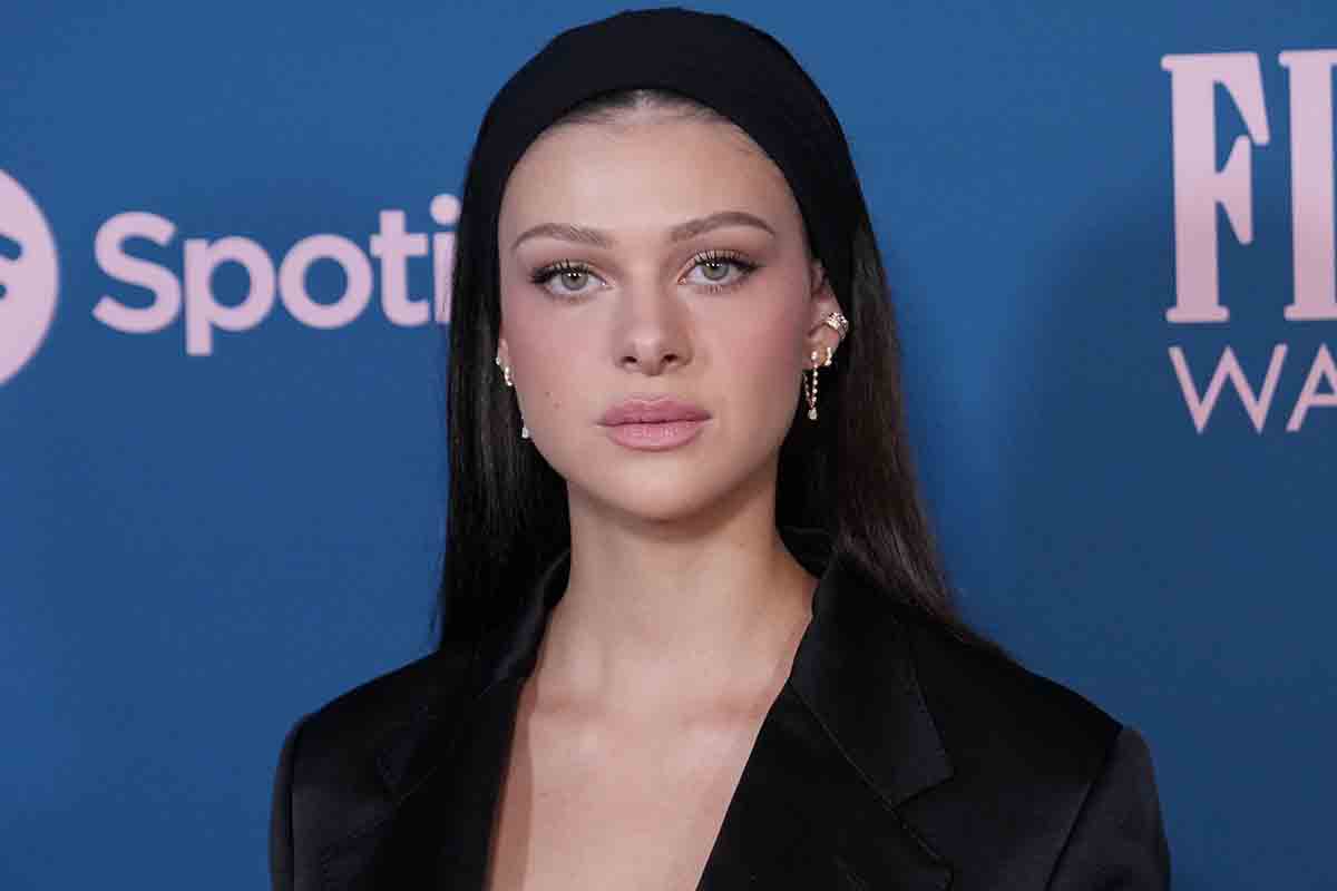 Nicola Peltz, la moglie di Brooklyn Beckham diventa modella