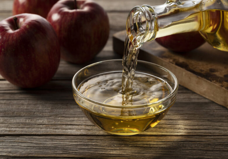Aceto di vino bianco e rosso: benefici e controindicazioni