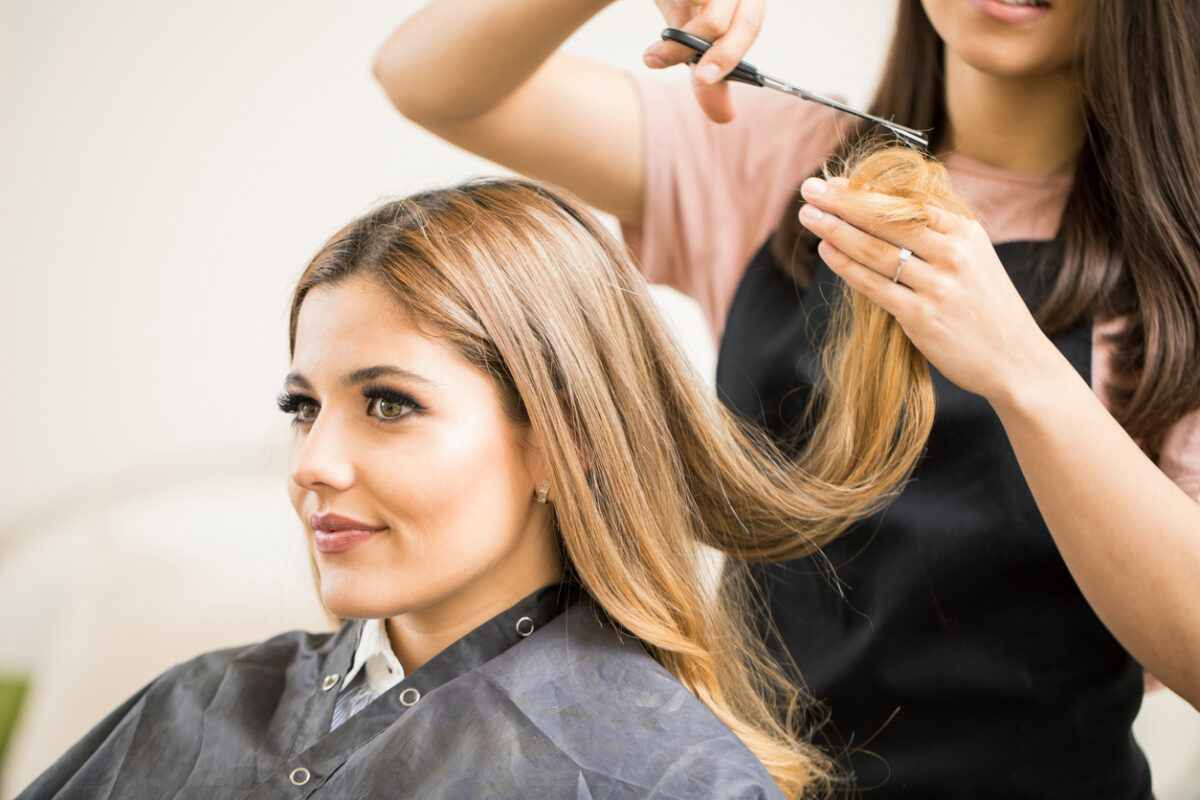 Quando tagliare i capelli con la luna
