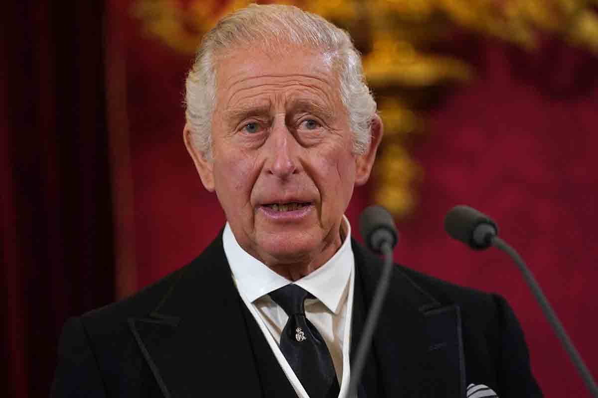 Re Carlo III, ecco il dress code per l’incoronazione