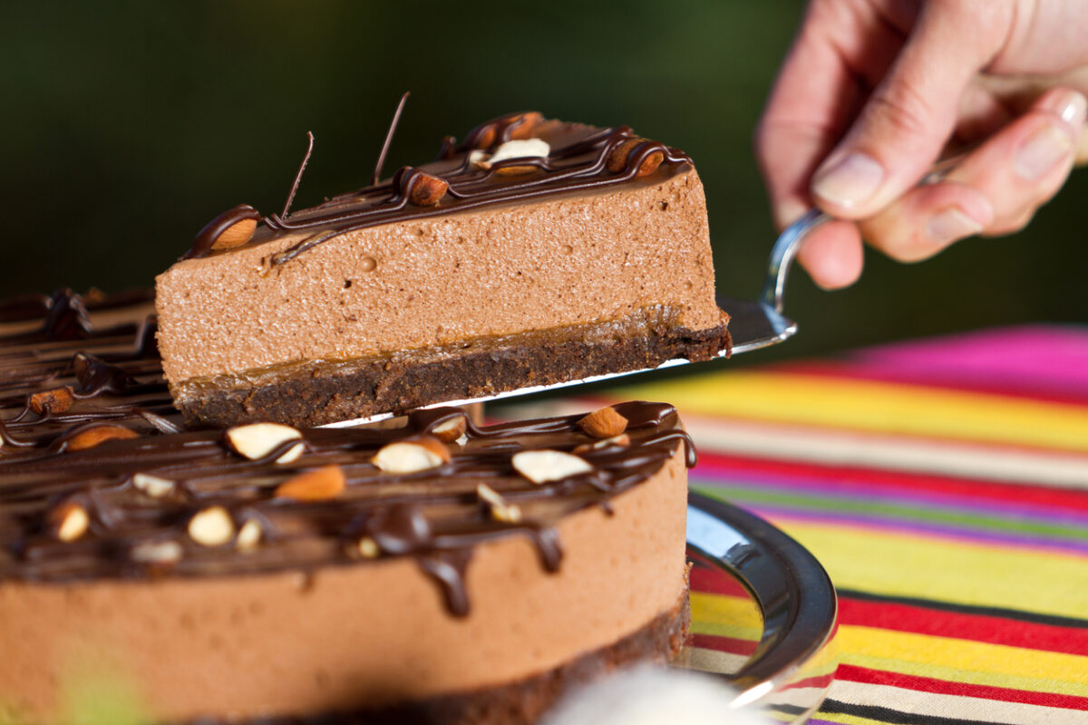Torta mousse al cioccolato e caramello