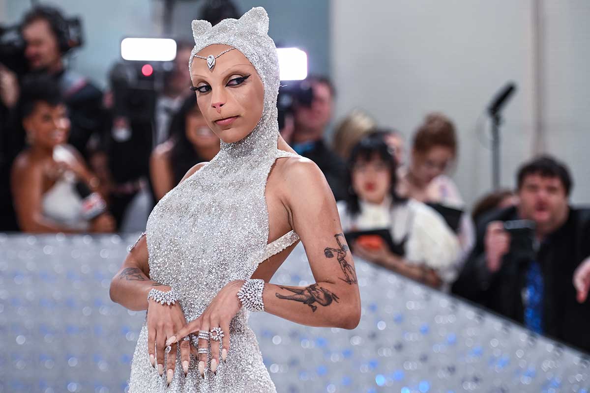 Met Gala 2023, Doja Cat si veste da Choupette