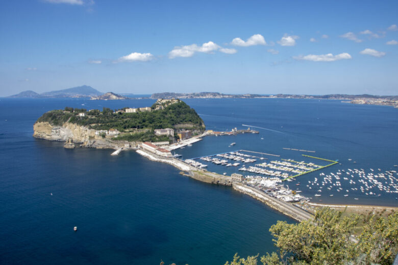 Isola di Nisida, dove si trova e cosa vedere