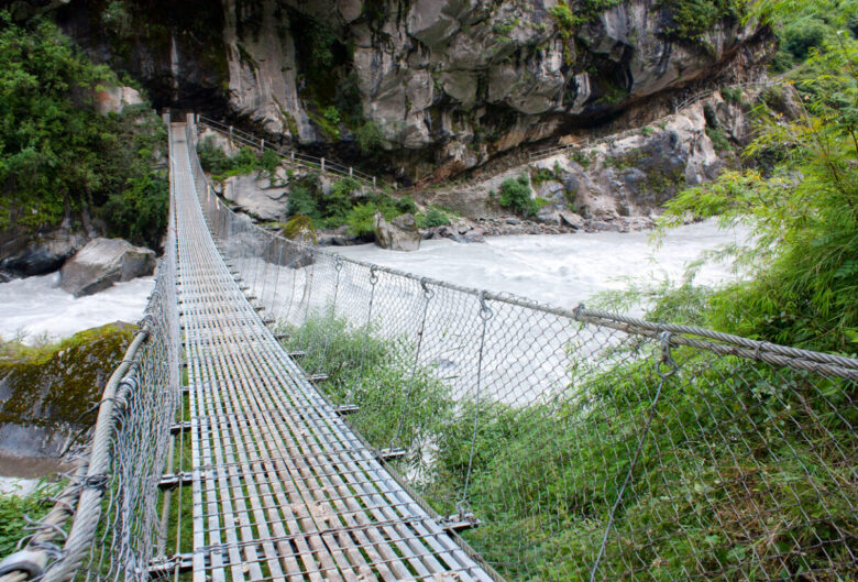 Dove si trova il ponte tibetano più lungo del mondo