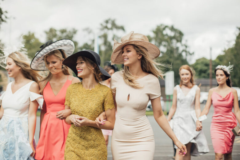 Invitati dress code: come ci si veste a un matrimonio di giorno?