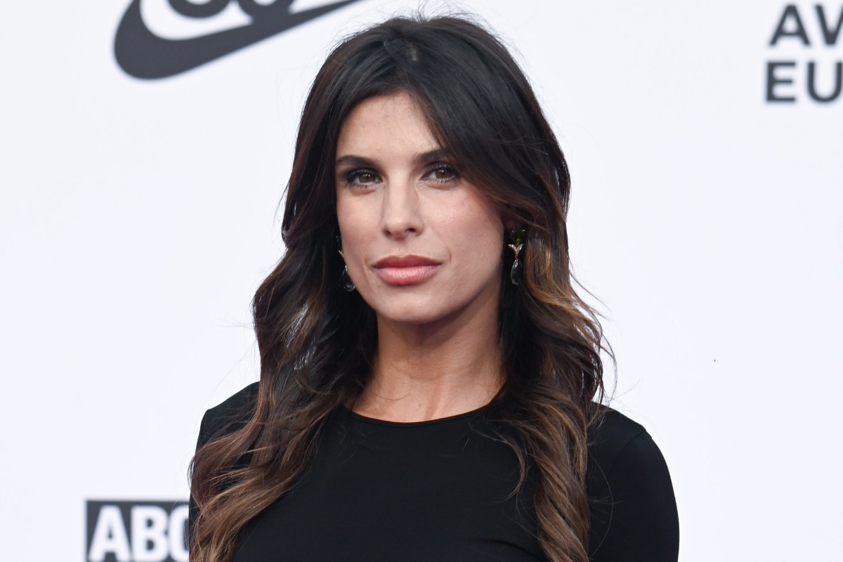 Elisabetta Canalis in Italia tra sfilate e… ring!