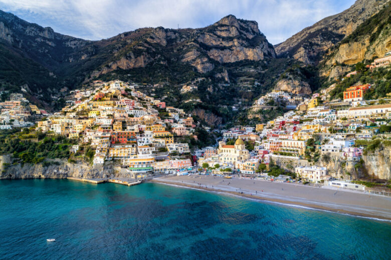 Vista della Costiera amalfitana