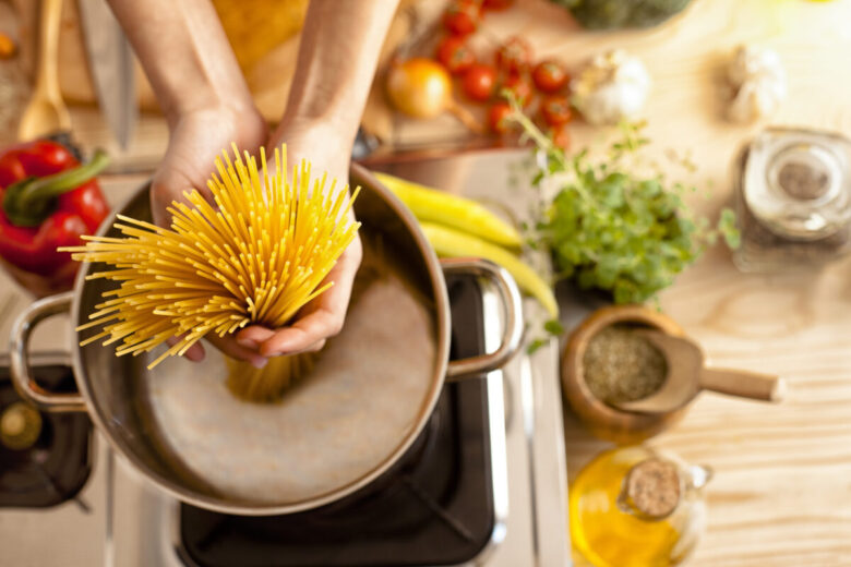 Come riutilizzare l'acqua di cottura della pasta