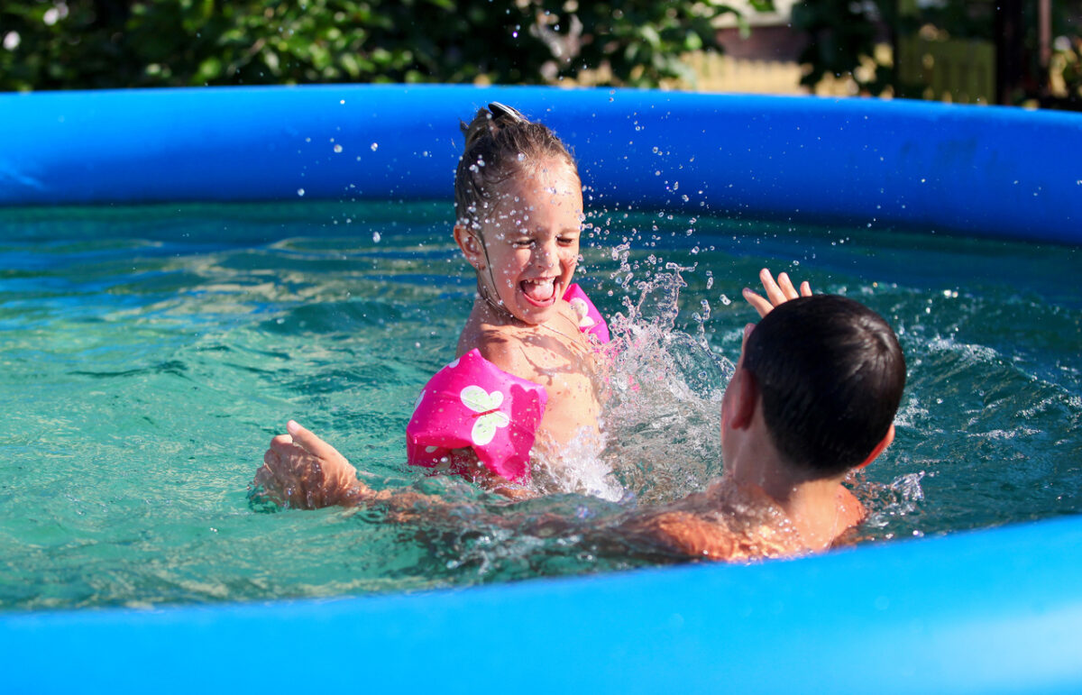 Piscina gonfiabile: come scegliere quella più adatta per il tuo giardino