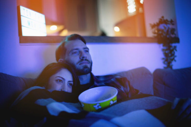 Come ricreare l'angolo cinema in salotto