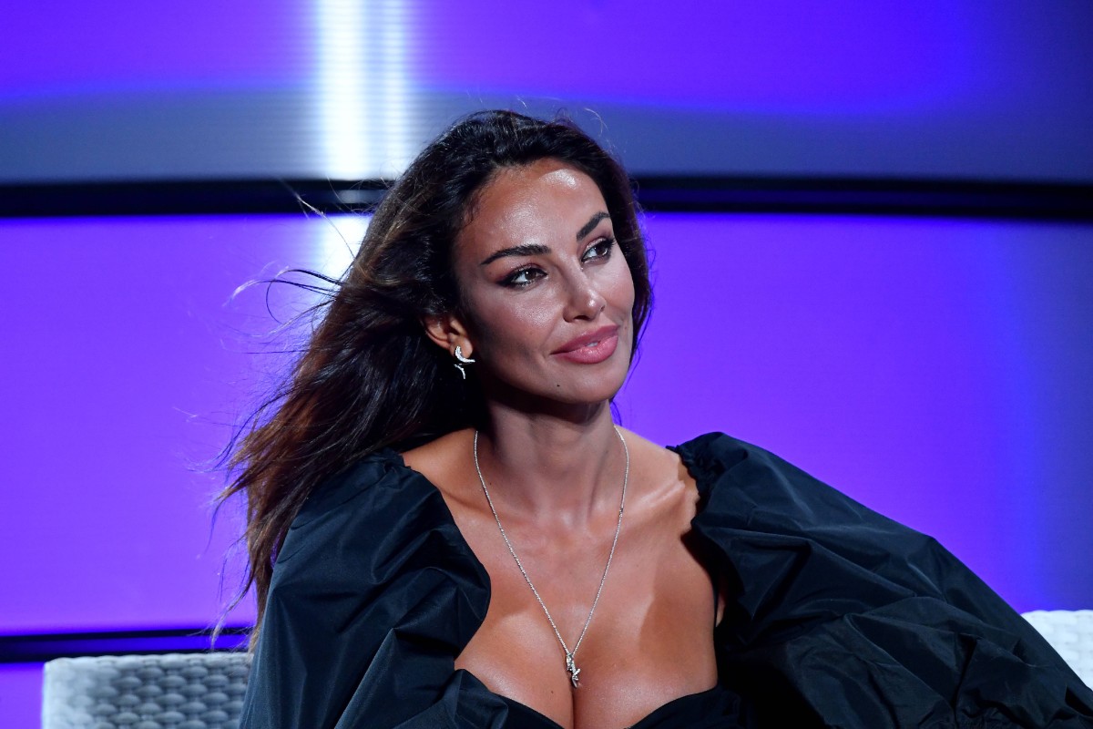 Tendenza corsetto, da Jennifer Lopez a Madalina Ghenea