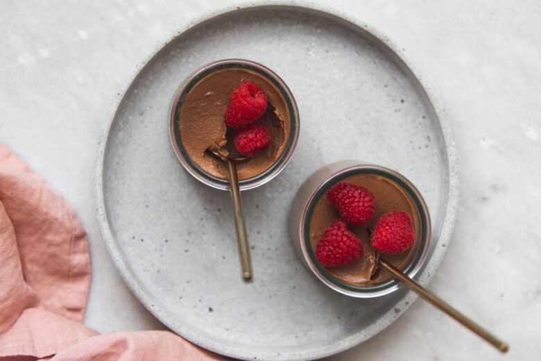 Mousse di cioccolato con lamponi