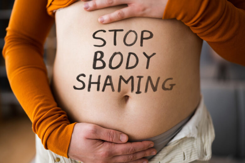 Body shaming e adolescenti, come combattere questa pratica