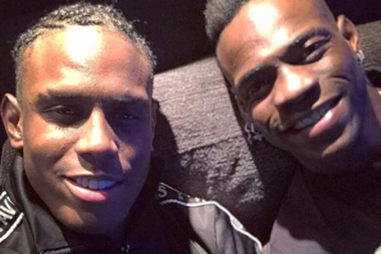 Enock Barwuah e Mario Balotelli (ph. Fotogramma)