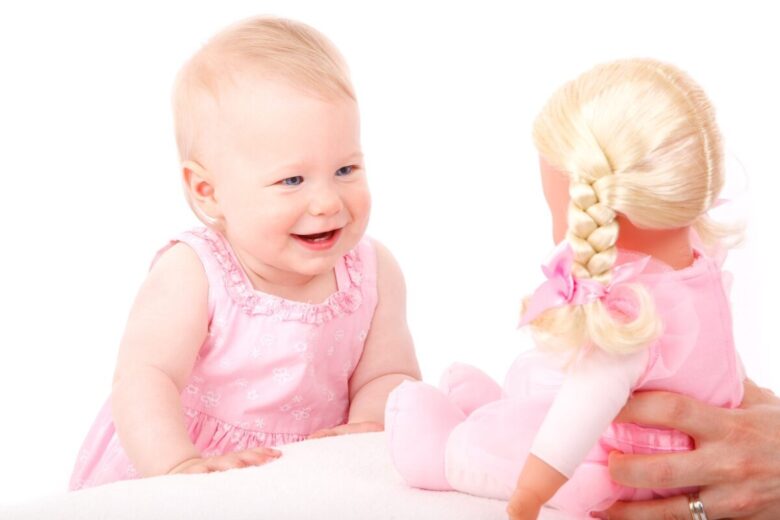 Bambini bambole (Pixabay)