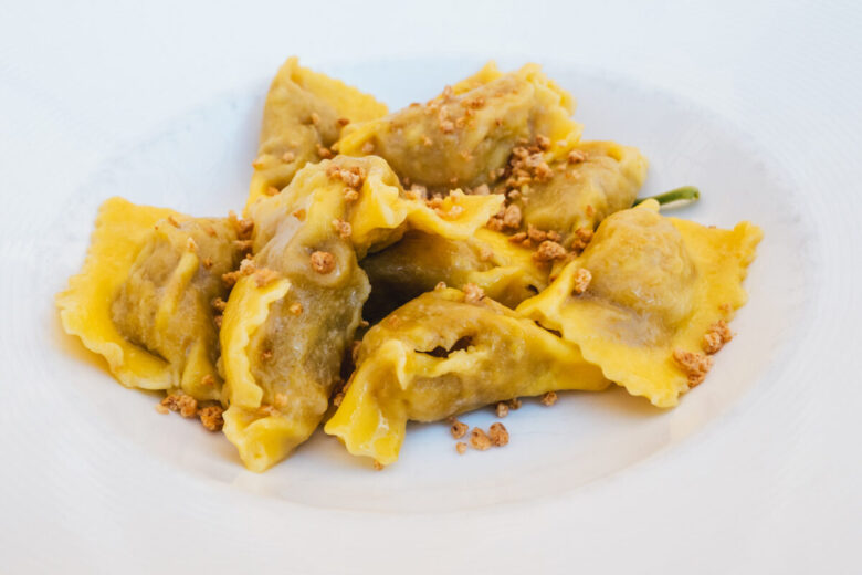 Tortelli di zucca mantovani con mostarda