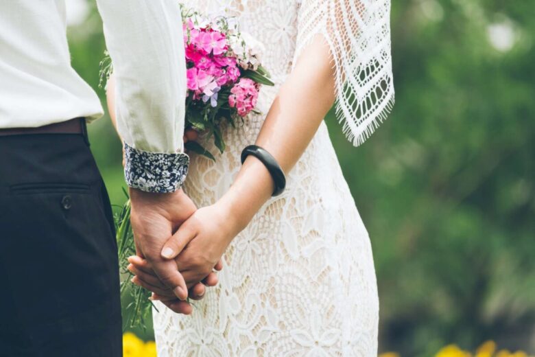 Sposa d'autunno, i consigli per il bouquet perfetto per questa stagione (ph. Unsplash)