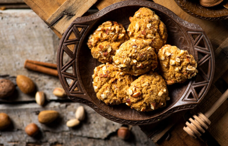 Biscotti con mandorle tritate e albumi