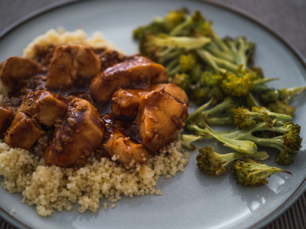 Cous cous con broccoli e pollo