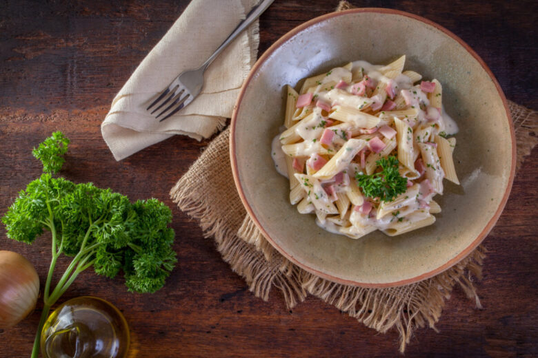 Penne al baffo: un primo piatto semplice veloce