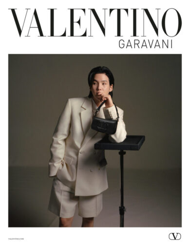 SUGA per Valentino (ph. ufficio stampa Valentino)