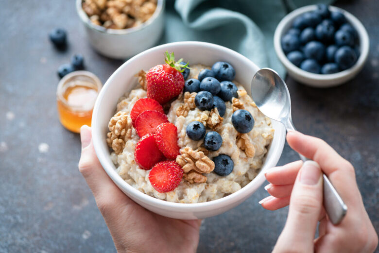 Porridge freddo con yogurt