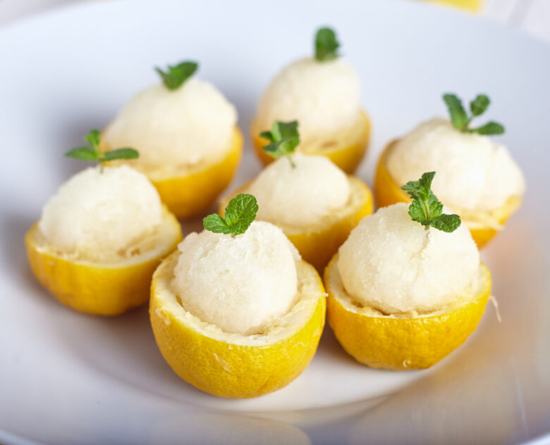 Sorbetto al limone senza gelatiera