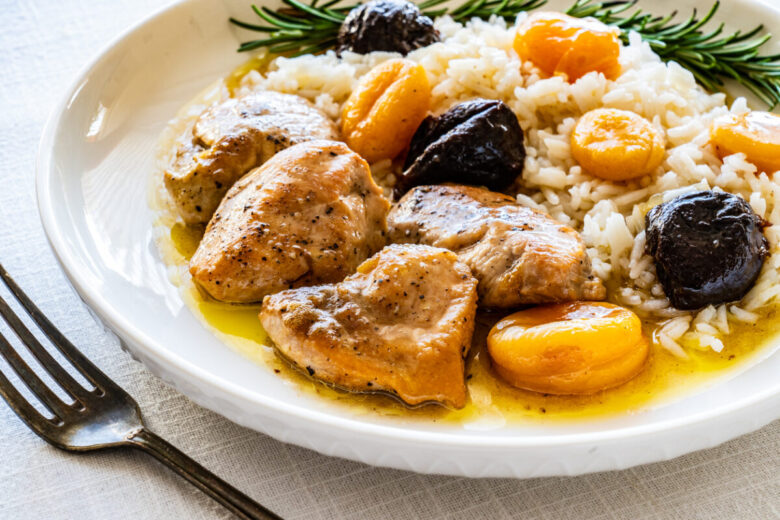 Bocconcini di pollo alle prugne