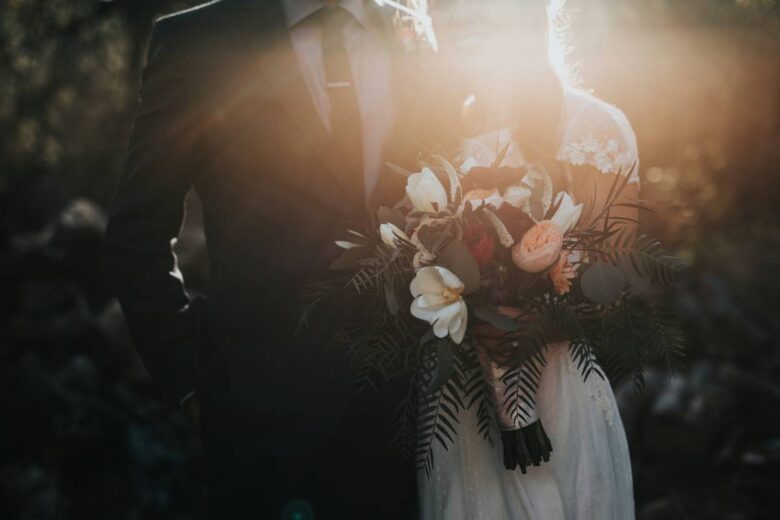Un matrimonio (ph Unsplash)