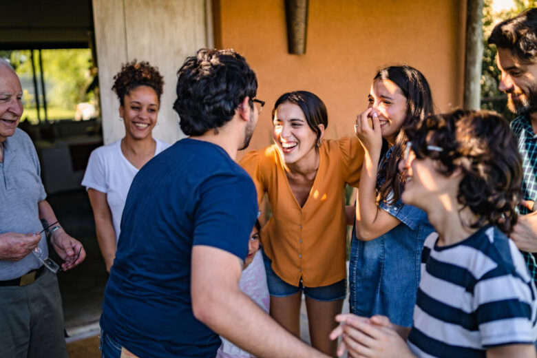 fare amicizia con i vicini di casa