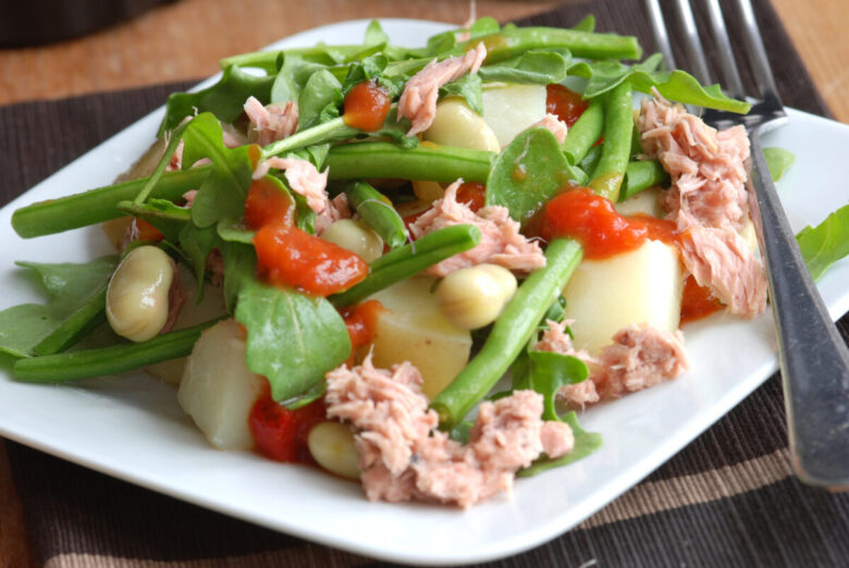 Patate fagiolini e tonno: un pranzo leggero
