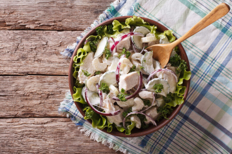 Pollo freddo allo yogurt: la ricetta sfiziosa
