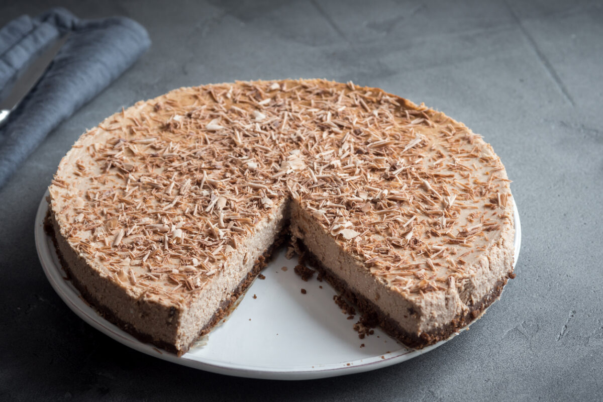 Torta fredda al caffè senza cottura