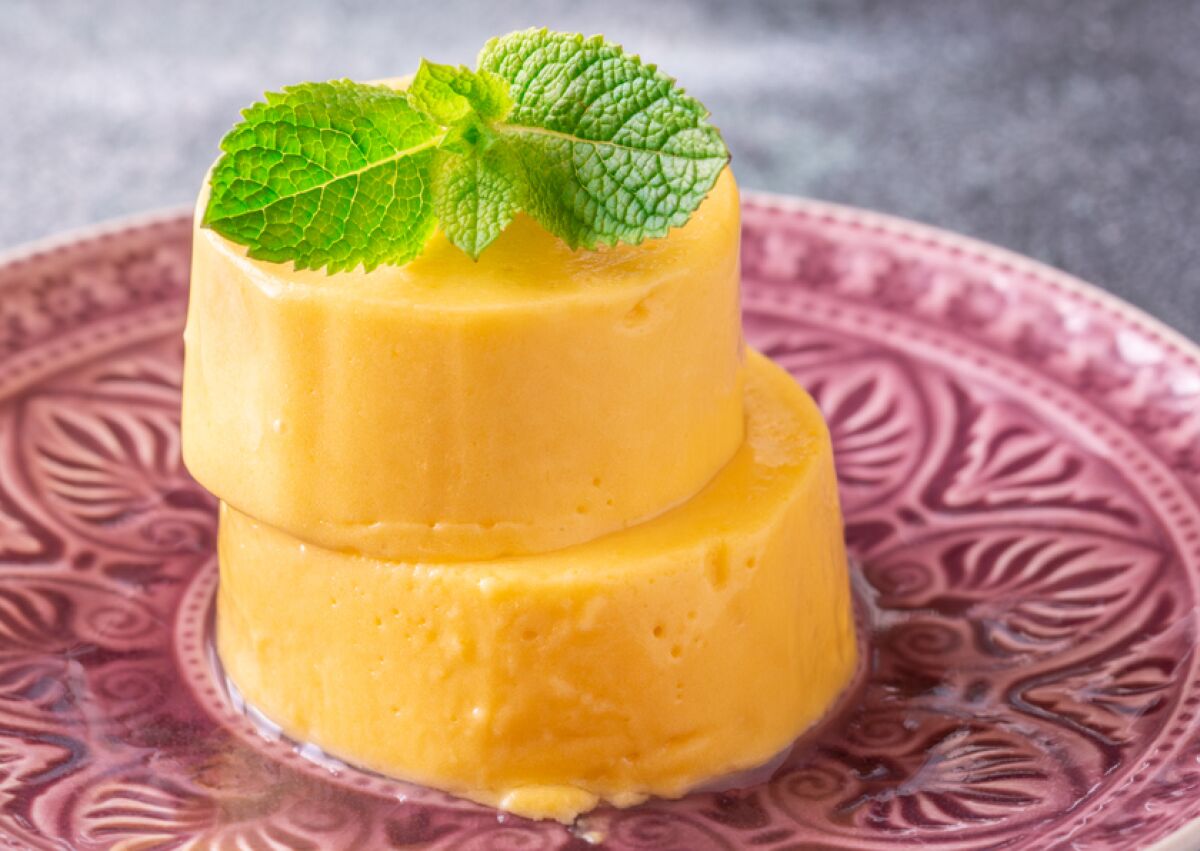 Panna cotta al cocco e mango