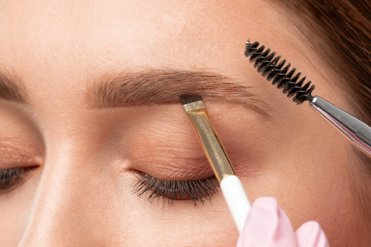 The make-up artist does Long-lasting styling of the eyebrows and will color the eyebrows. Eyebrow lamination. Professional make-up and face care.