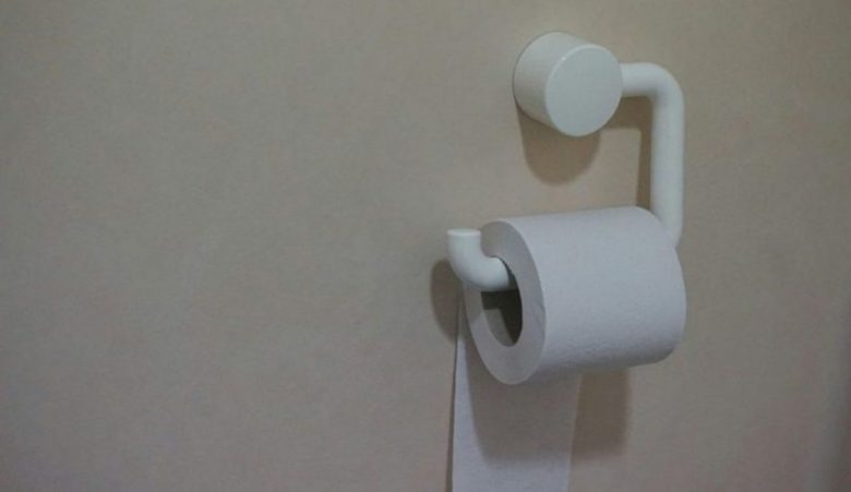 Abolita carta igienica