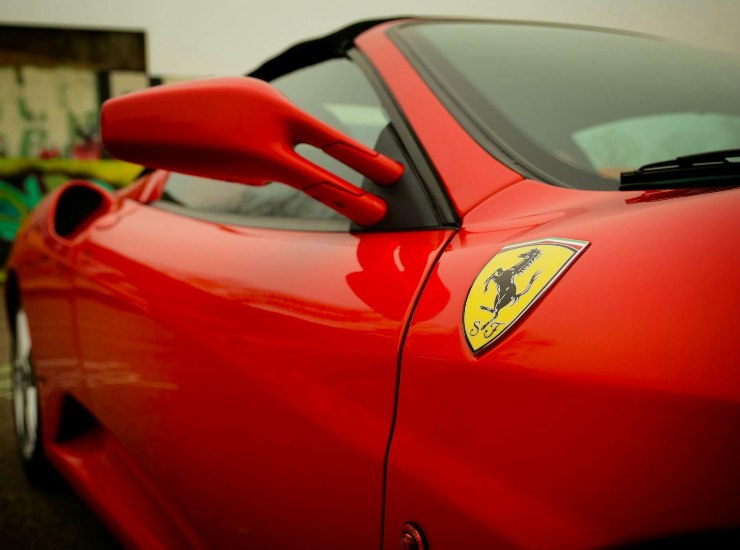 Ferrari (Pixabay) - unadonna.it
